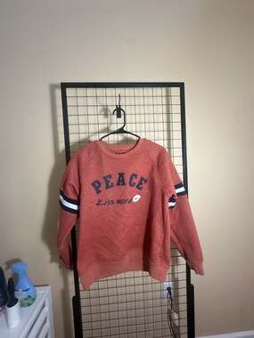 K's More Peace Kiss More Graphic Crewneck Sweatshirt